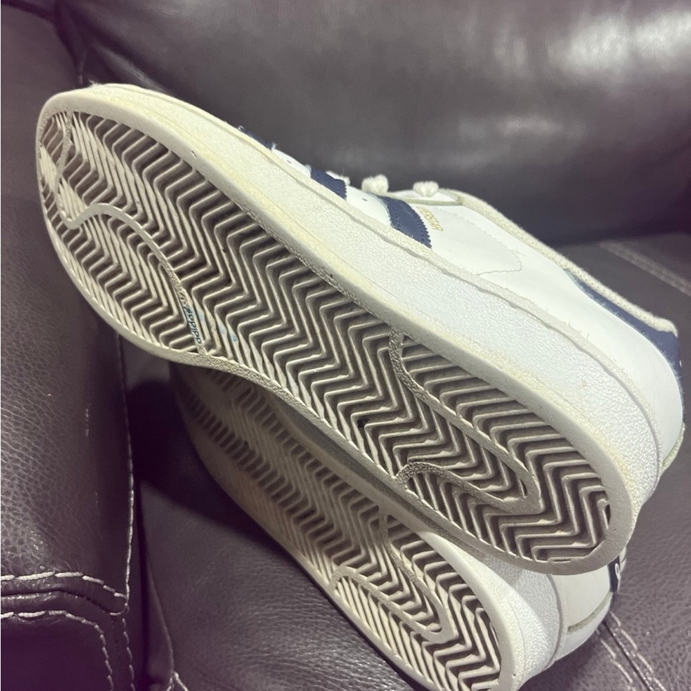 Adidas - Picture 5 of 8